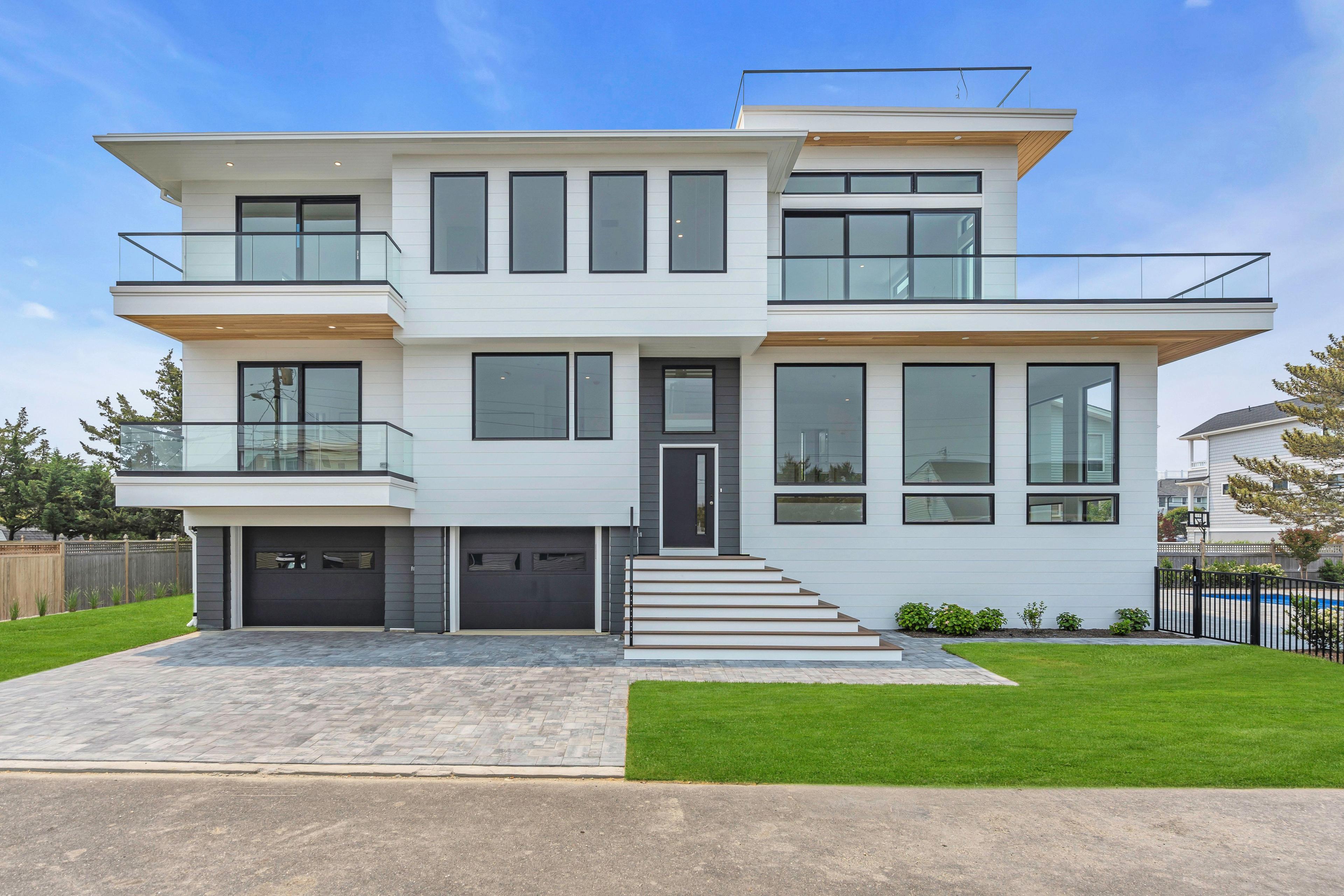 Windward Exterior